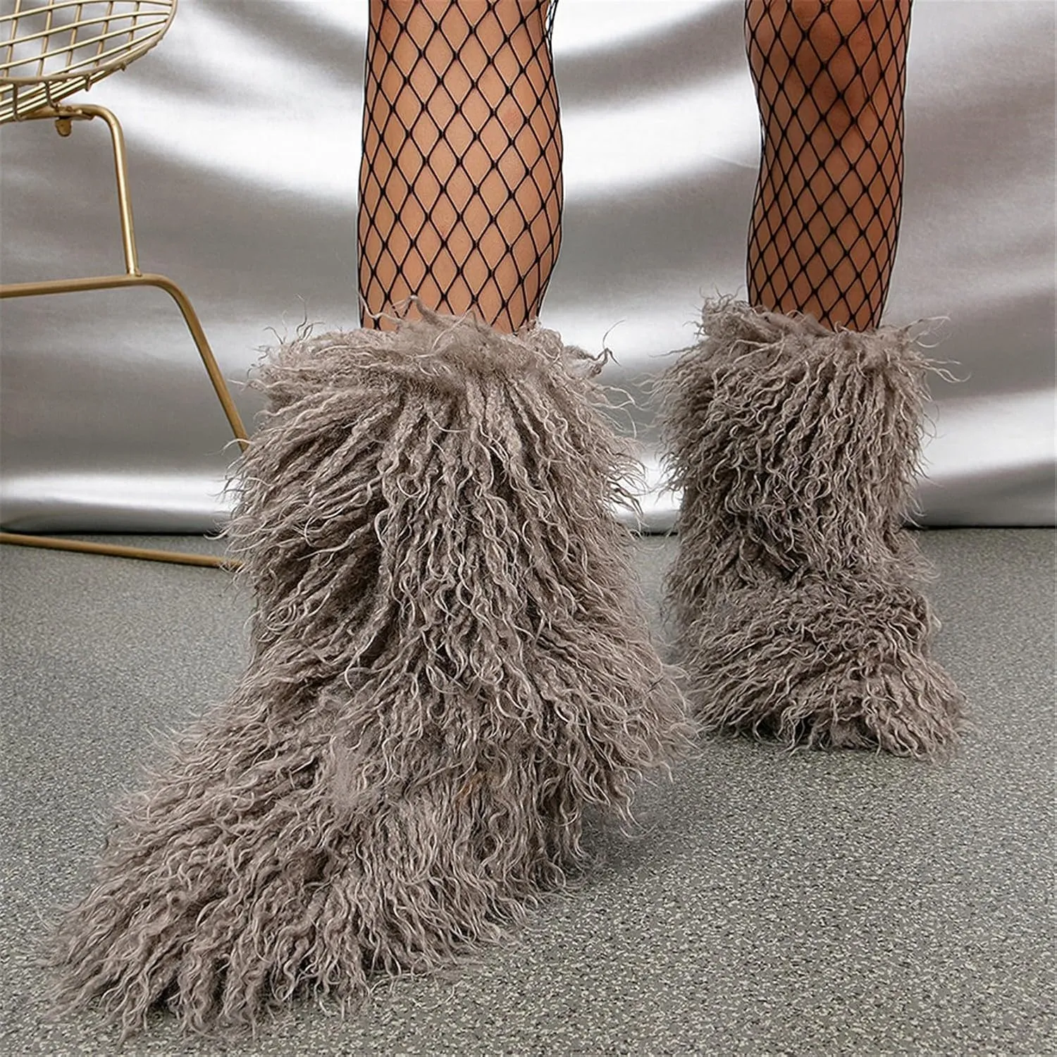 YESBOR Women's Curly Faux Fur Snow Boots Fluffy Fuzzy Furry Winter Outdoor Flat Booties